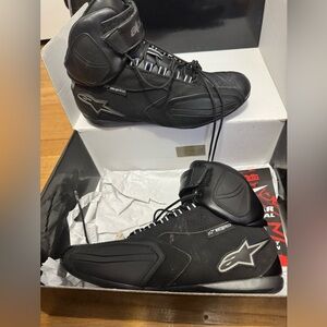 NEW Women Stella Faster Motorcycle Shoes - Women's Sz 8.5